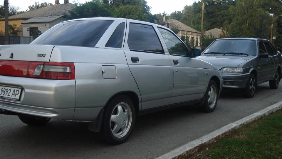 Lada 2110 3