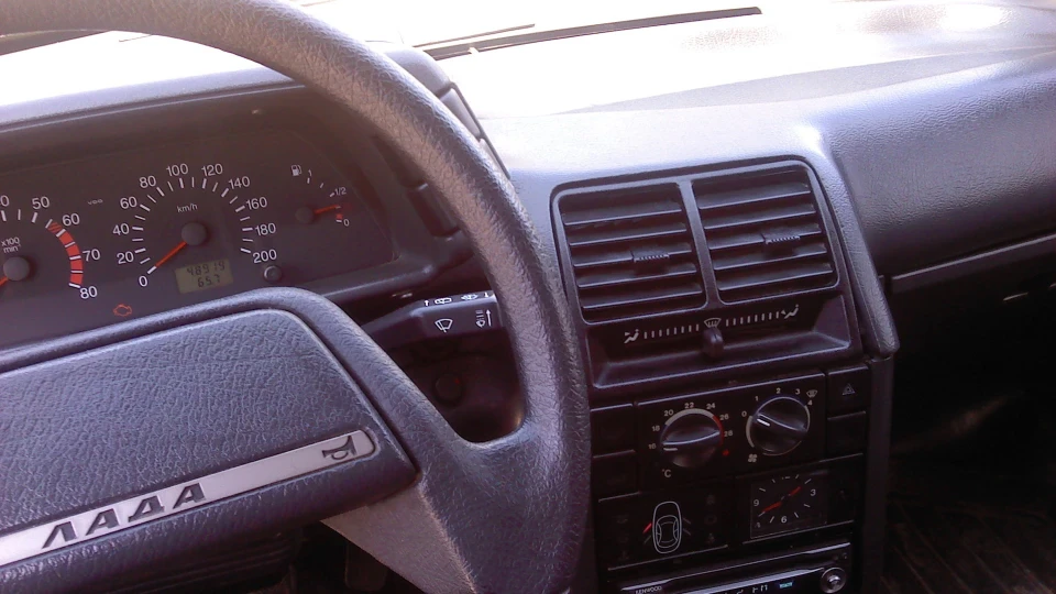 Lada 2110 2