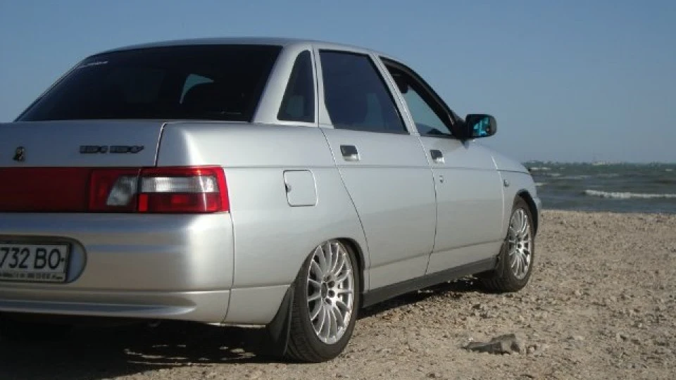 Lada 2110