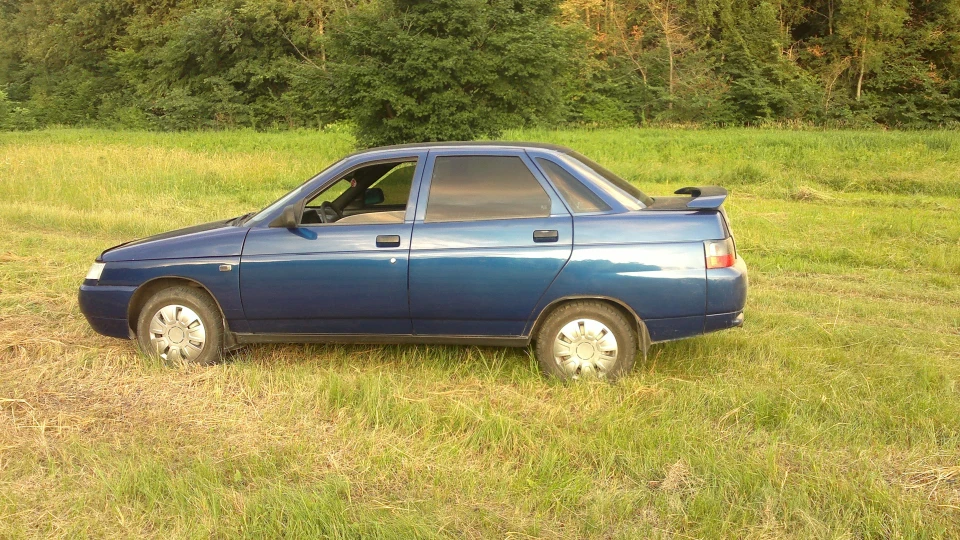 Lada 2110 4
