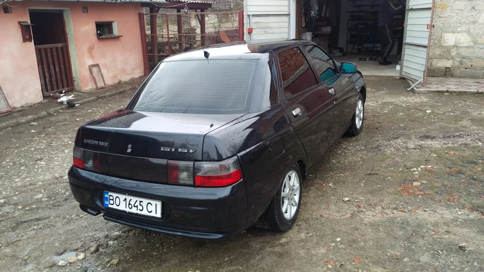 Lada 2110