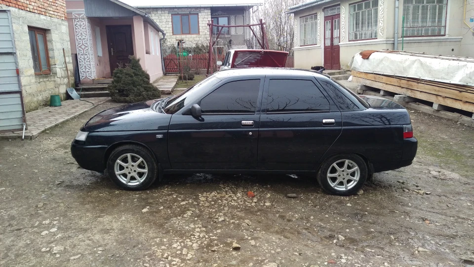 Lada 2110 2