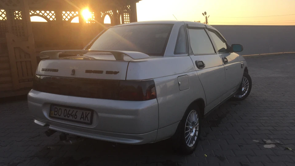 Lada 2110