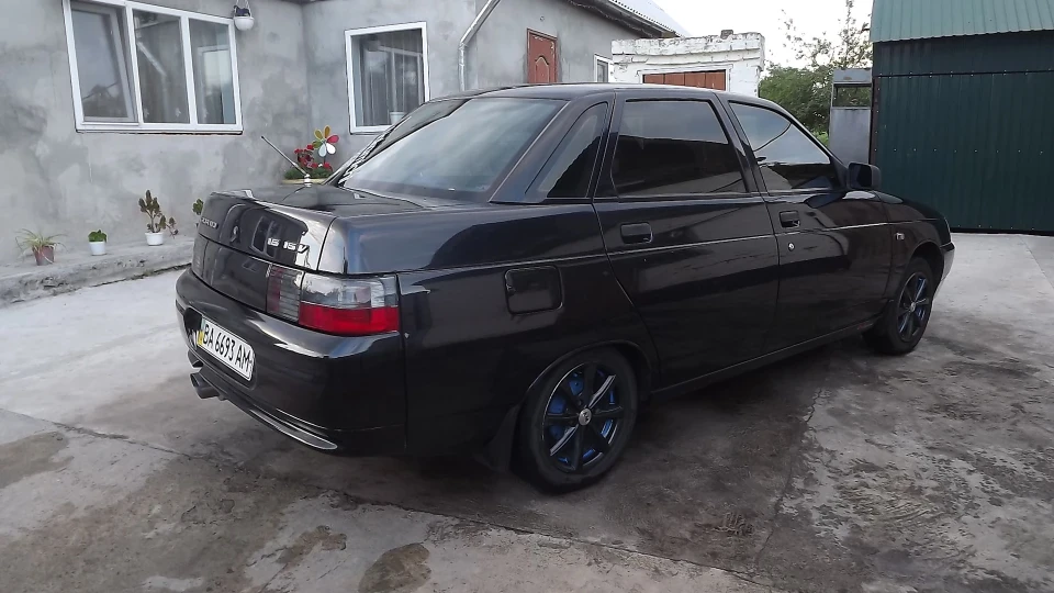 Lada 2110 2