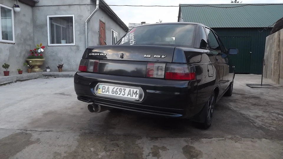 Lada 2110 3