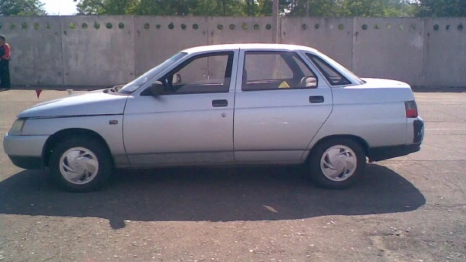 Lada 2110