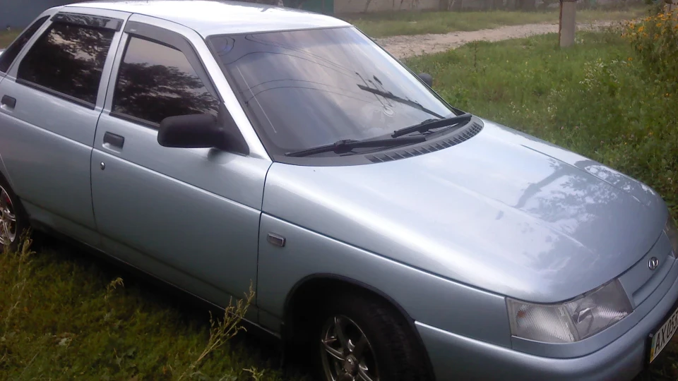 Lada 2110 4