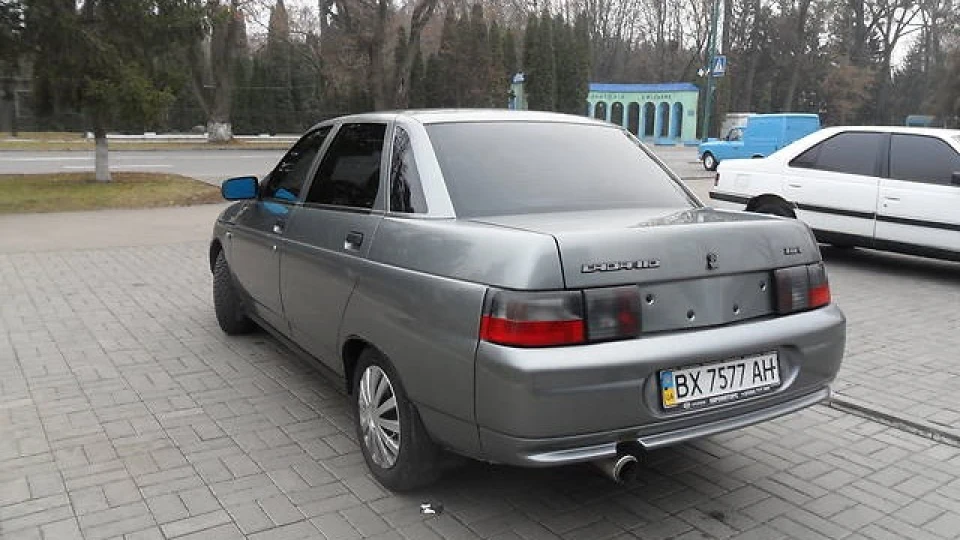 Lada 2110 4