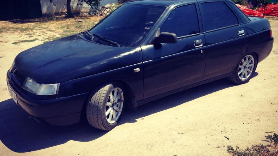Lada 2110 2