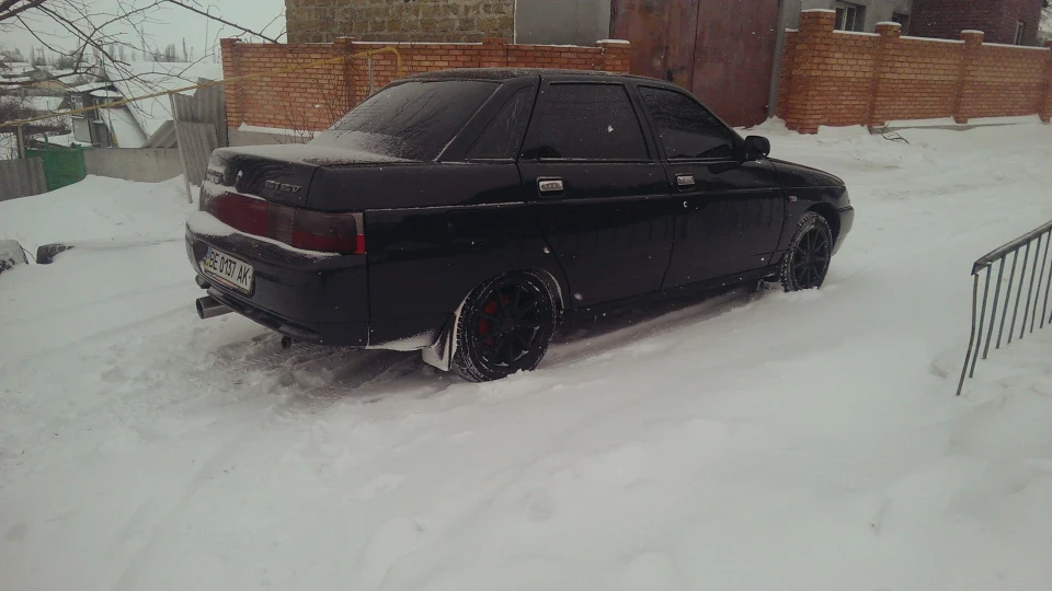 Lada 2110 4