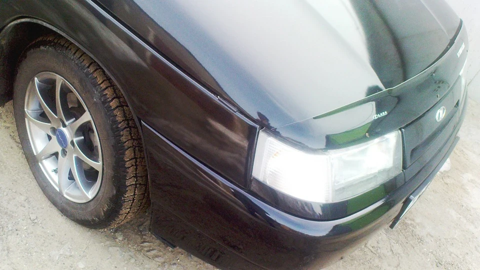 Lada 2110 シ 3