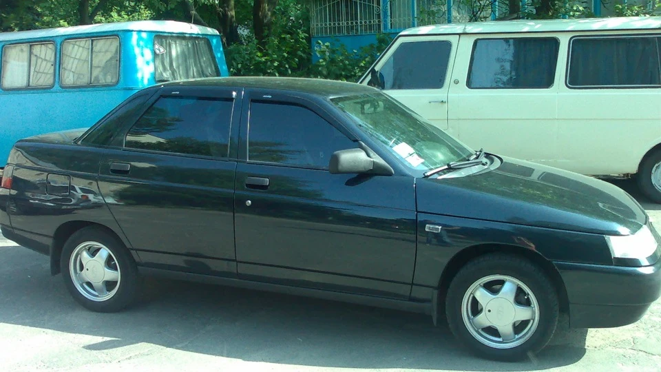 Lada 2110 2