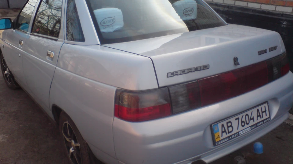 Lada 2110 4