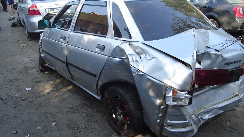 Lada 2110 4