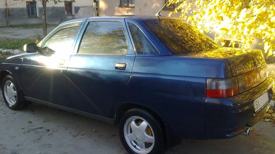 Lada 2110 5