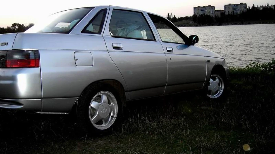 Lada 2110 3