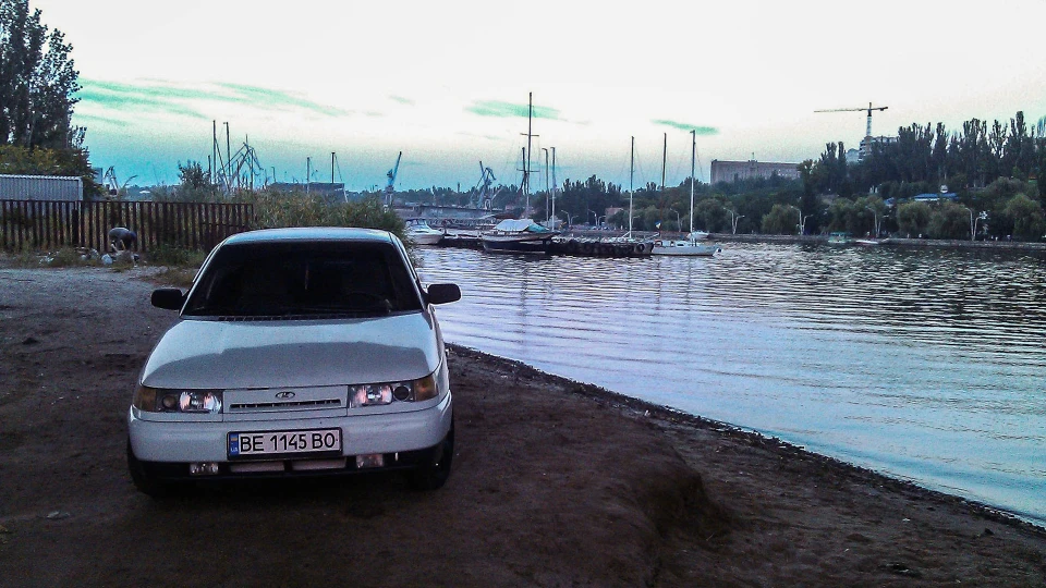 Lada 2110 1.5 16V White Rot 4