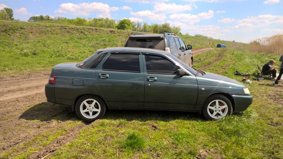 Lada 2110 1.6 16V