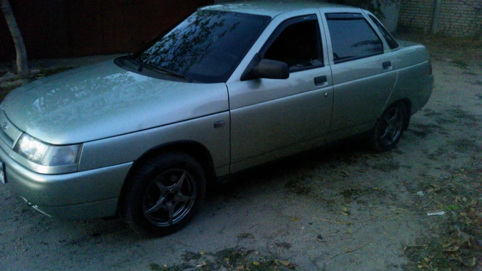 Lada 2110 1.6 16v 3