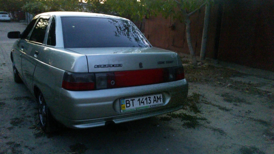 Lada 2110 1.6 16v 4