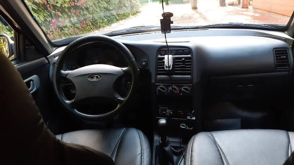 Lada 2110 1.6 16valve 5