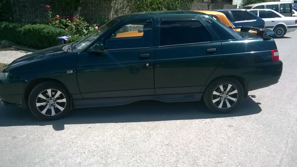 Lada 2110 2110 1.5 16v Вазик