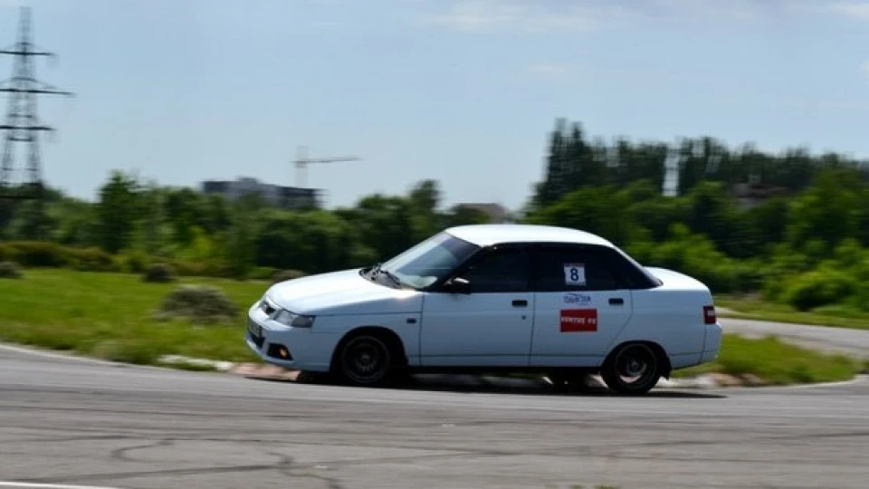 Lada 2110 біла 3