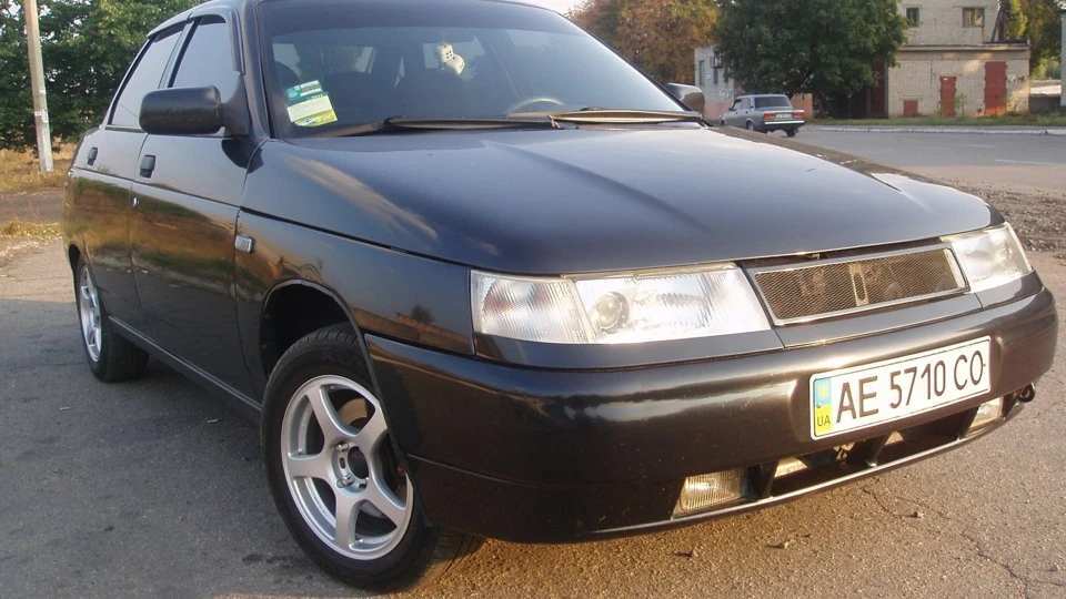 Lada 2110 BlacK 5