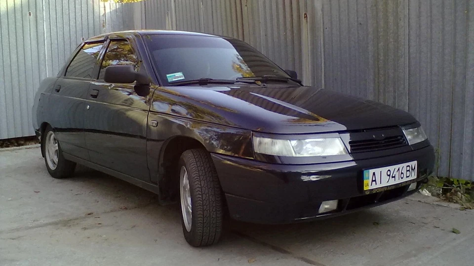 Lada 2110 Black 4