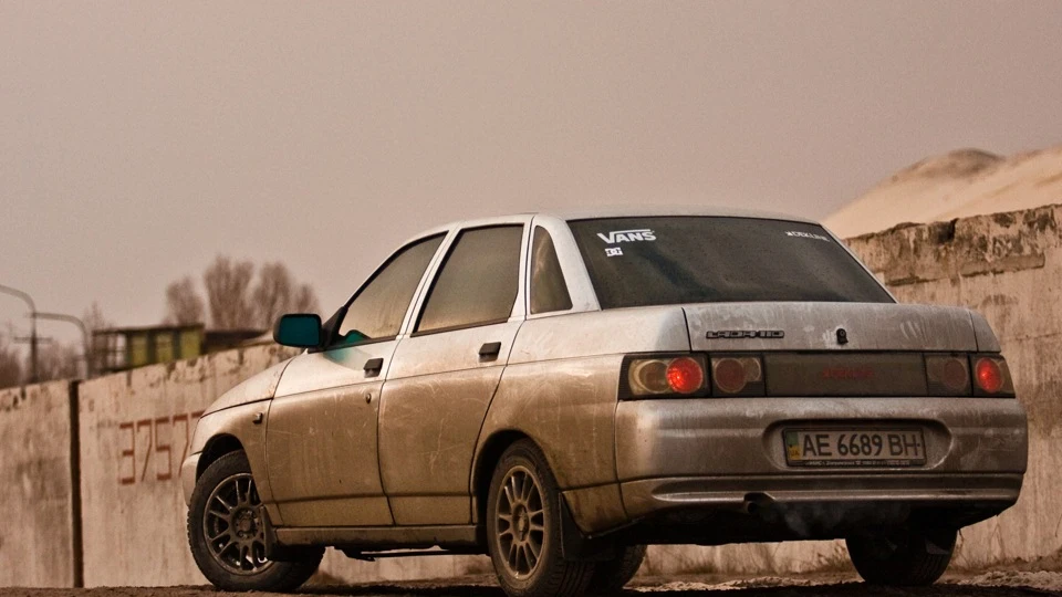 Lada 2110 c20xe