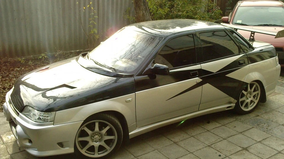 Lada 2110 Чорна блискавка 3