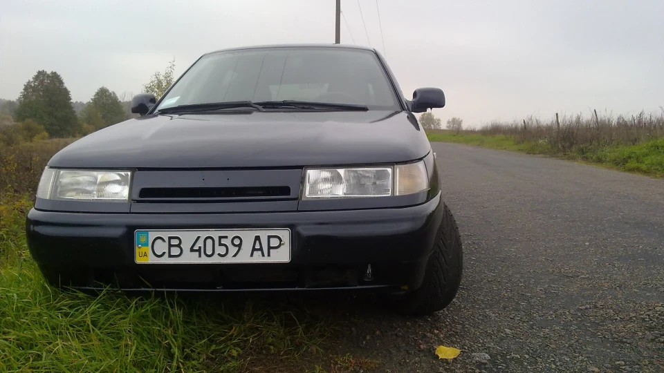 Lada 2110 Чорний чірик 16 valve 2