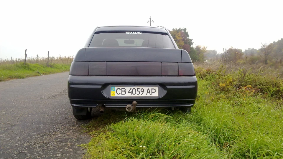 Lada 2110 Чорний чірик 16 valve 4