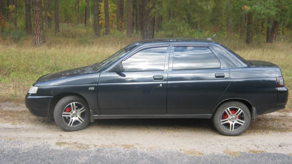 Lada 2110 Чорний металік 1.6 16V 2