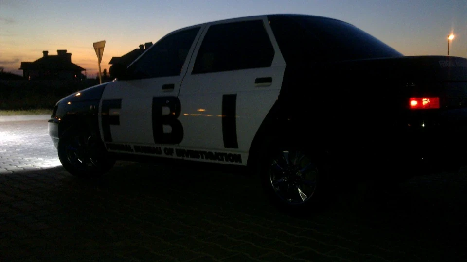Lada 2110 FBI 3