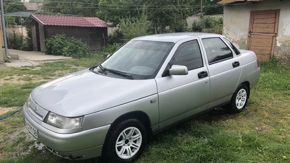 Lada 2110 машина фірми 2