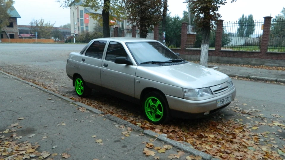 Lada 2110 Mcqueen 4