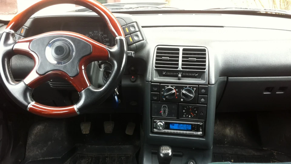 Lada 2110 Quarz 16 3