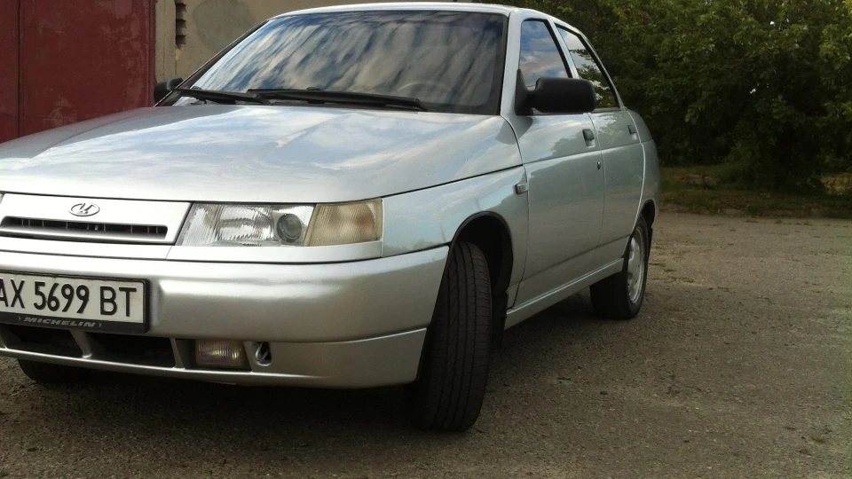 Lada 2110 Срібляста корозія 2