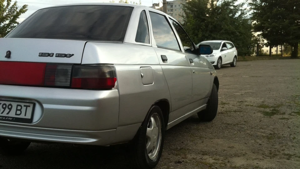 Lada 2110 Срібляста корозія 3
