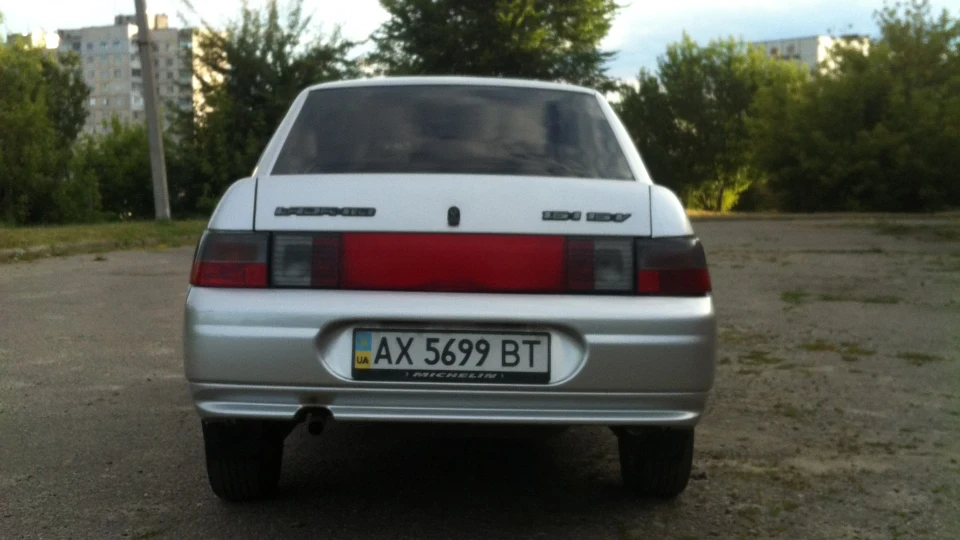 Lada 2110 Срібляста корозія 5