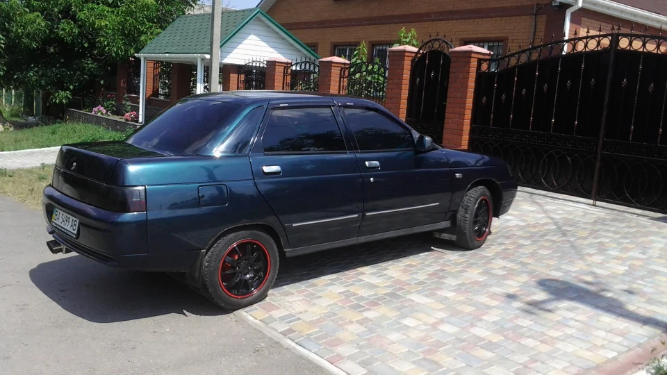 Lada 2110 Tsunami) 2