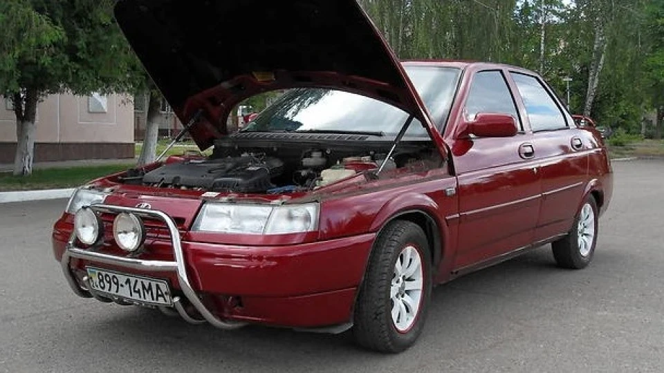 Lada 2110 Вишневий металік 2