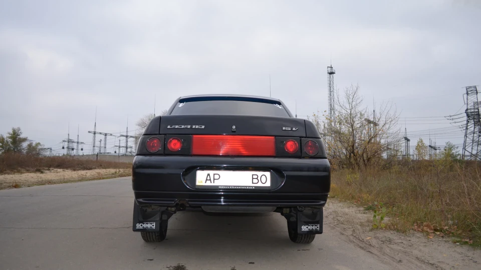 Lada 2110 X10 4