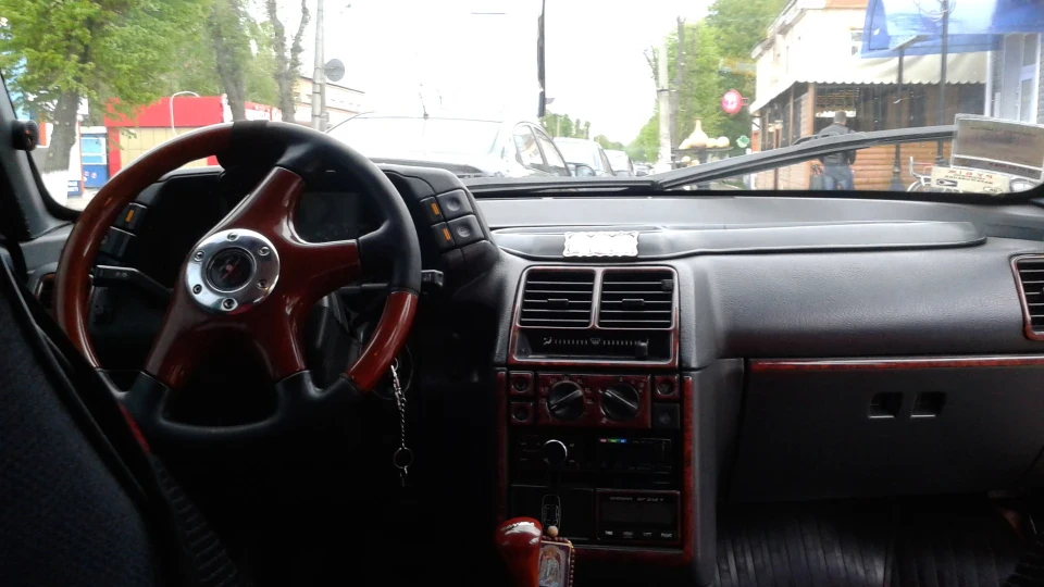 Lada 2110 хороший автомобіль 2