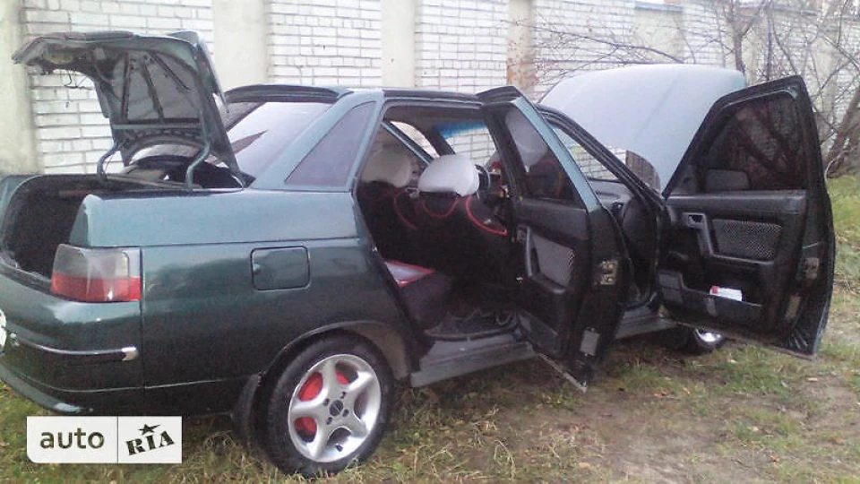 Lada 2110 зелений металік,1,5 4
