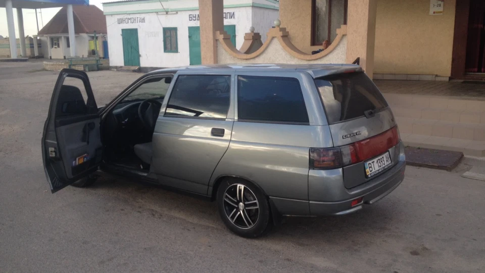 Lada 2111 2