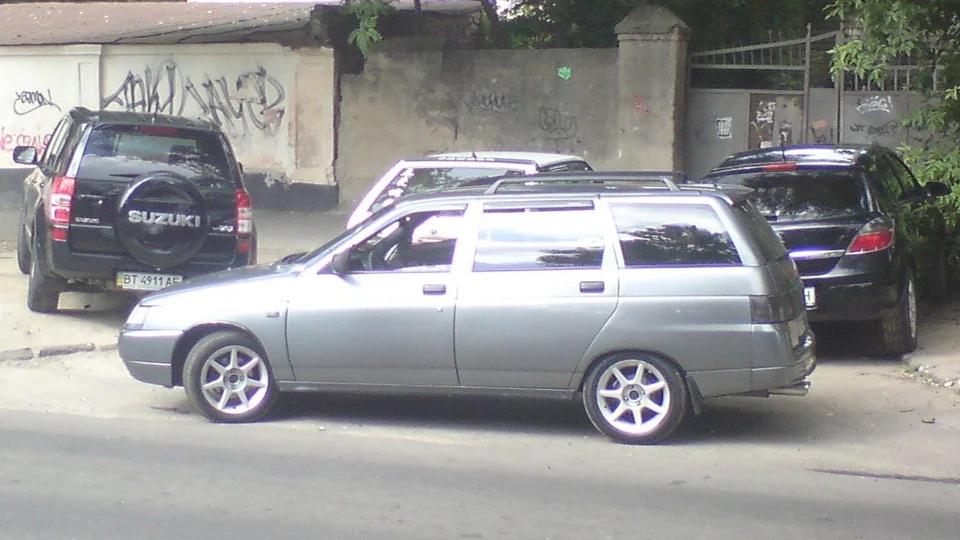 Lada 2111