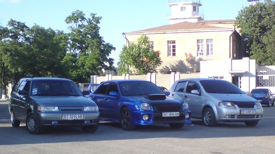 Lada 2111 4