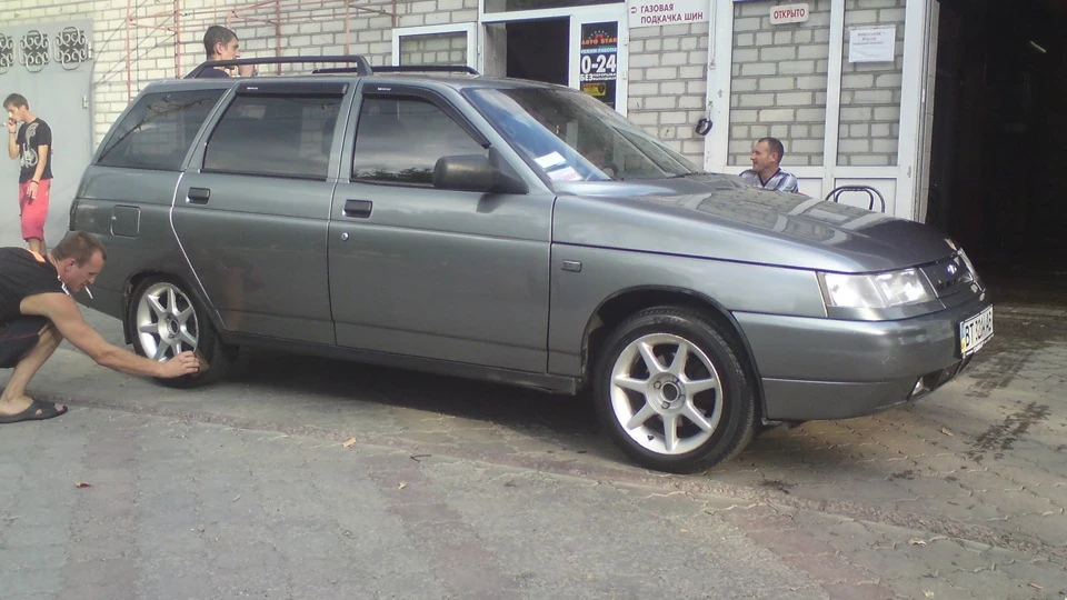 Lada 2111 5